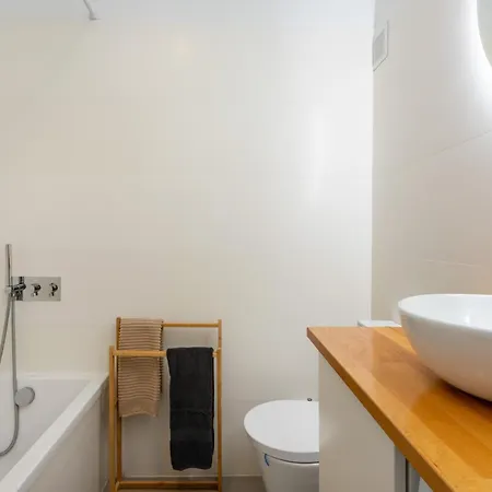 River Breeze In Velha Apartment